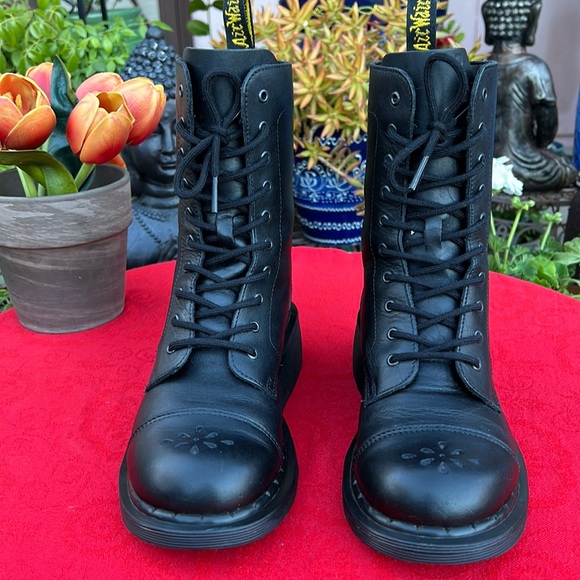 🏴󠁧󠁢󠁥󠁮󠁧󠁿 Dr. Martens MIE Daisy 3A33 Y2K Cutout Wedge Platform Boots UK 5 - Picture 11 of 17